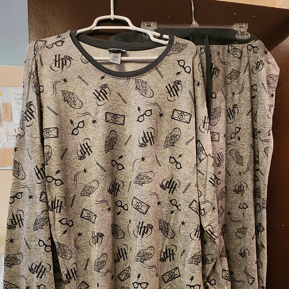 Harry Potter PJ Set - Picture 1 of 4